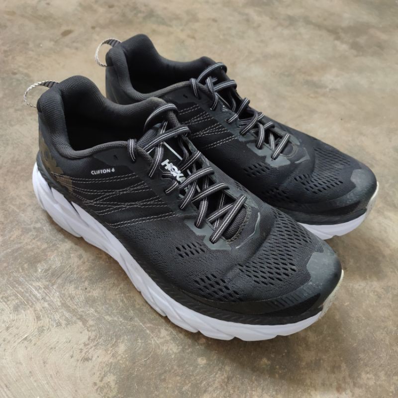 Sepatu Lari / Running Hoka One One Clifton 6 2E (Wide) - Second / Bekas