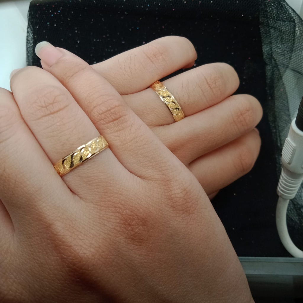 Cincin nikah Emas 17K - 1 Pasang 4 gr Kadar 750 - 111