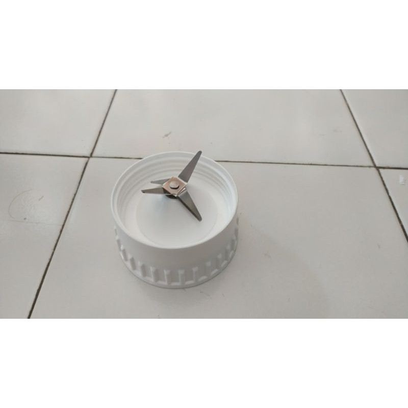 Mounting Pisau blender Miyako BL101 102 151 152 301 Konektor baru plastik