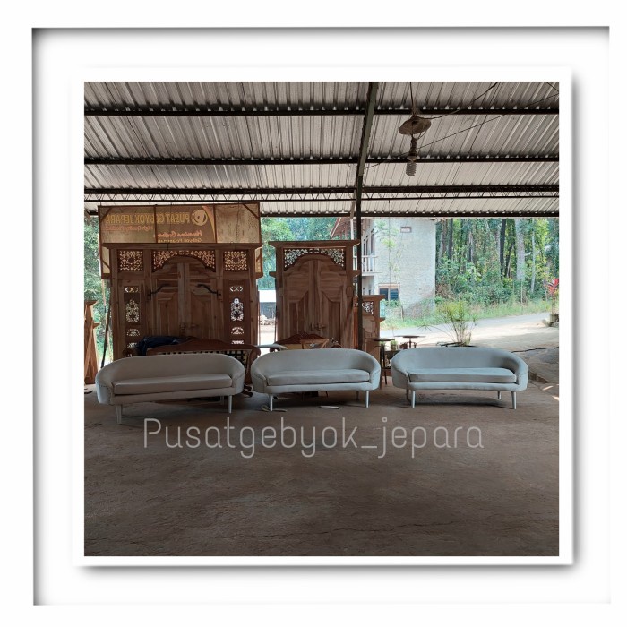 KURSI SOFA MINIMALIS RETRO 2021