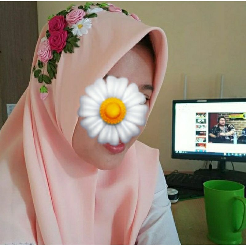 hijab sulam pita segi empat / voal laser cut
