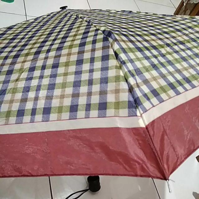 Payung Lipat Merek Nagoya