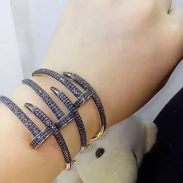 Gelang Cartier Paku Full Diamond Gelang Permata Hitam Swarovski Gelang Cartir