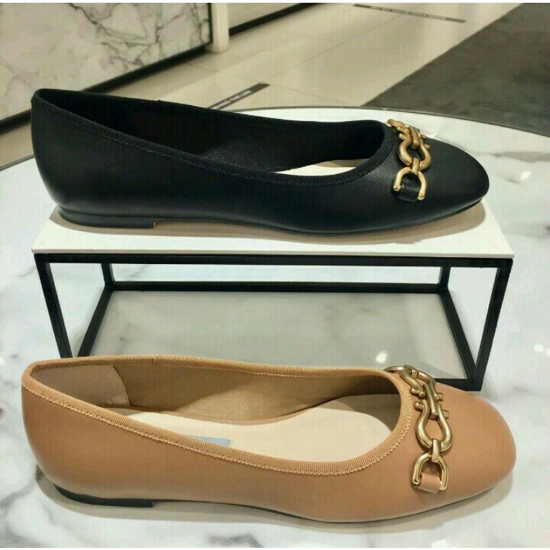 Sepatu Flats Charles&Keith Jastip