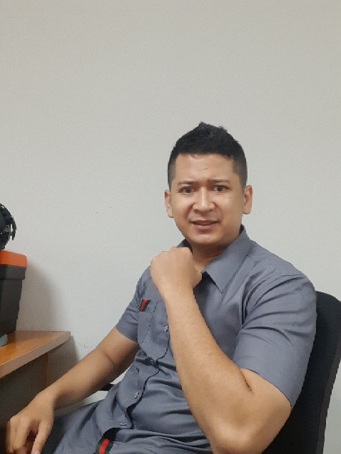 Kemeja Batik Pria Slim Fit Lengan Pendek Luigibatani Lbs1048