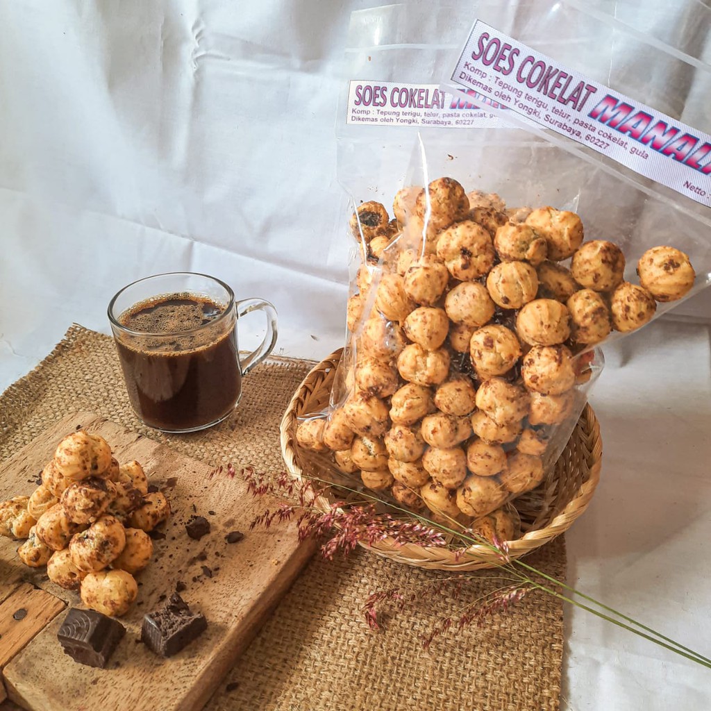 

Soes Cokelat Enak Lezat Manisnya Pas Gak Bikin Gatal Tenggorokan