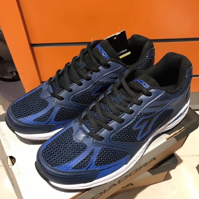 Diadora cornelio navy