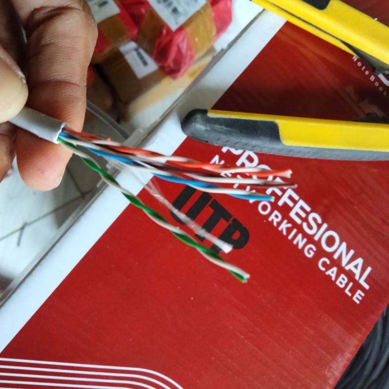 KABEL LAN UTP CAT5E EYOTA 305 METER