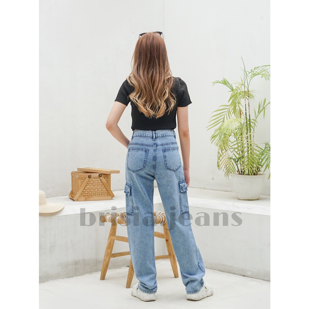 BRISIA JEANS - HYE-JIN Cargo Boyfriend Jeans (Highwaist) - Size 27-33 - Celana Cargo Wanita