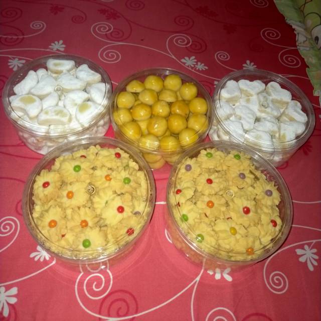 

Kue kering homemade by mifha cookies