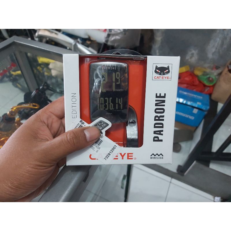 SPEEDOMETER SEPEDA CATEYE WIRELLES PADRONE STEALTH EDITION