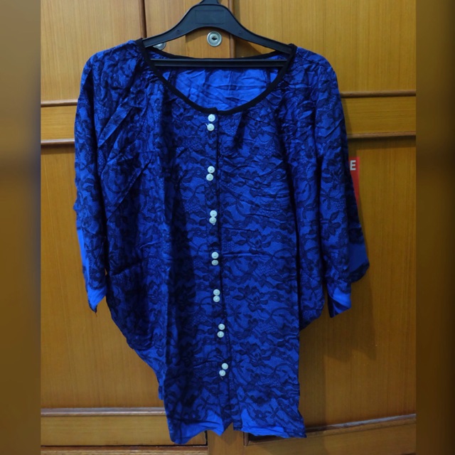 Preloved : Atasan Batwing