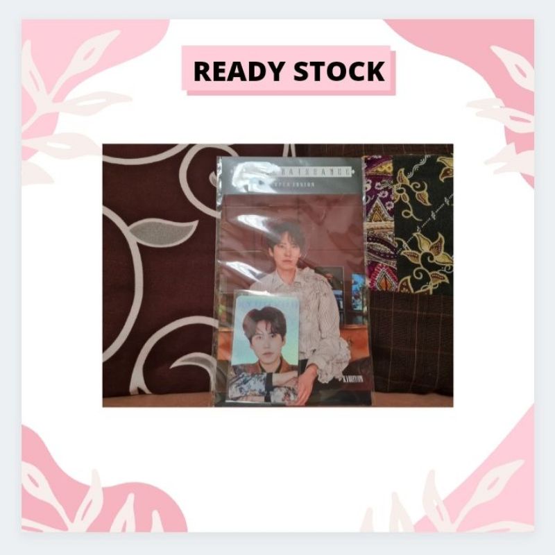 SUPER JUNIOR [KYUHYUN] - Standee PC Hologram The Renaissance