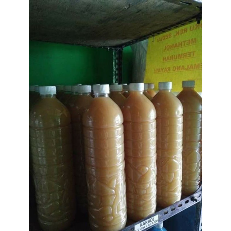Karbol Desinfektan Wipol ukuran 1,5ltr