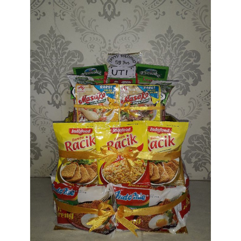

dapur tart / snack tart, snack tart, snack, parcel, hampers, lilin, permen, hiasan ultah, kado