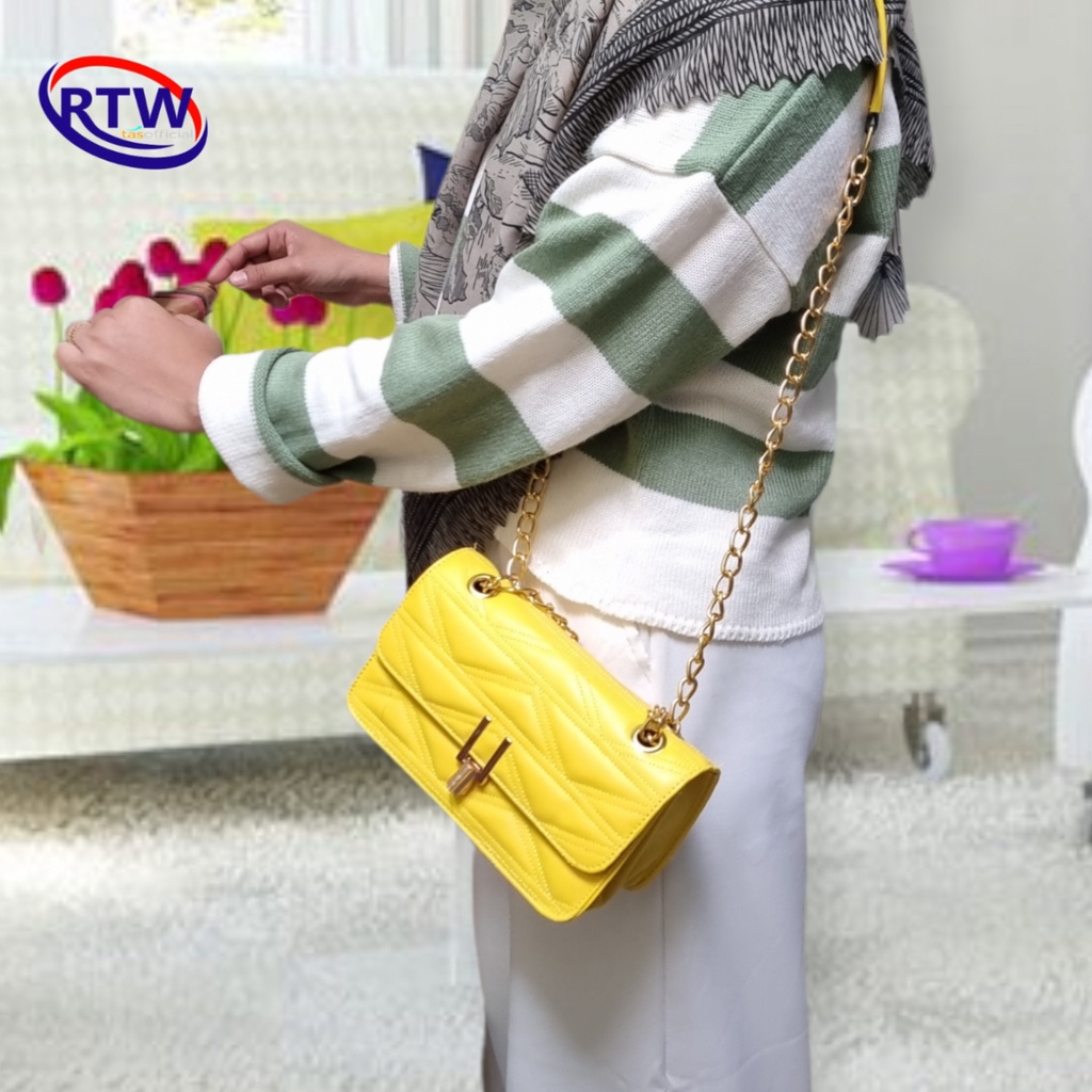 Tas Selempang Bahu Wanita Korea Shoulder Bag PU Leather Tuup Kunci Tali Rantai
