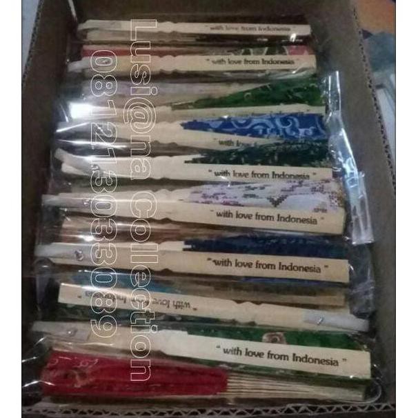 Sablon Nama + Plastik + Souvenir Pernikahan Kipas Batik