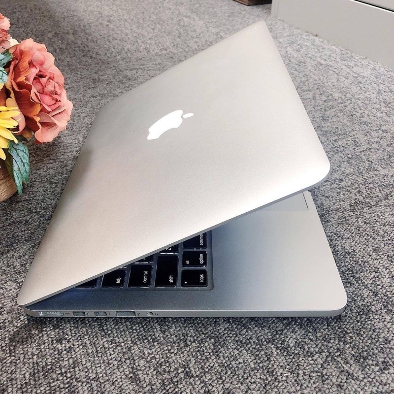 Macbook Pro Retina 2015 intel Core i7 Ram 16Gb SSD 256Gb CTO MULUS