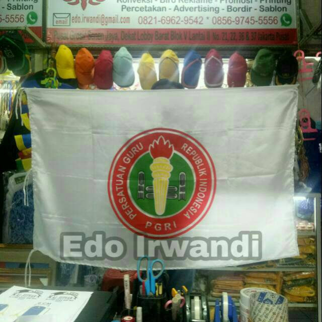 

Bendera PGRI Ukuran 90 x 135 cm Ready Stock Berkualitas