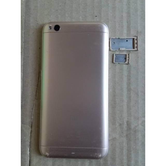 Backdor/tutup belakang xiaomi Redmi 5a bekas original copotan