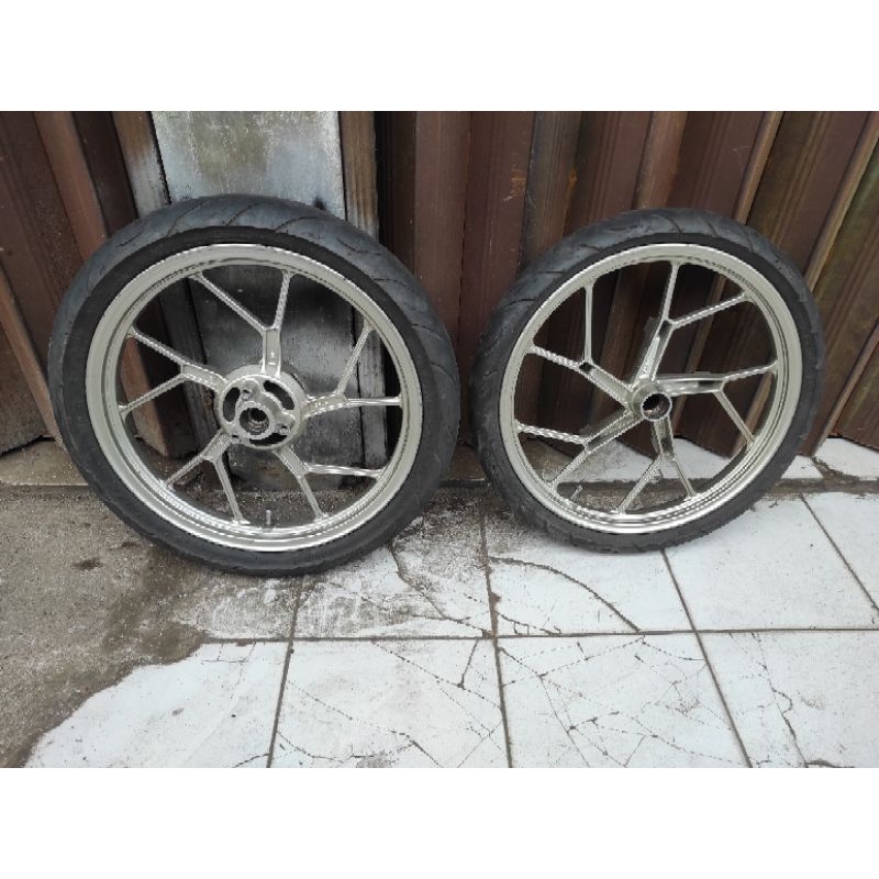 Velg Pelek Suzuki Satria Fu Injeksi Original copotan asli