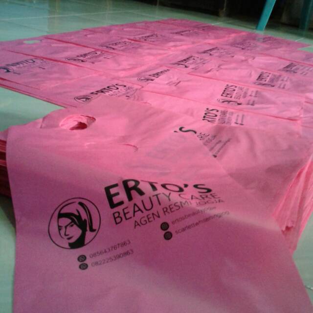 

Sablon plastik plong 25×35.. 75.000 dpt 100pcs