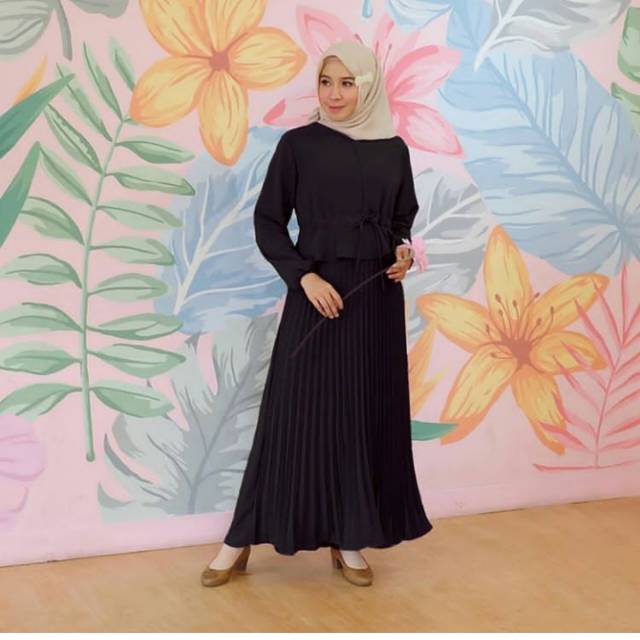 GAMIS PLISKET Denada