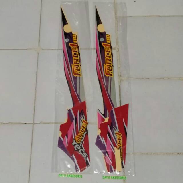 striping force1 1994 hitam merah