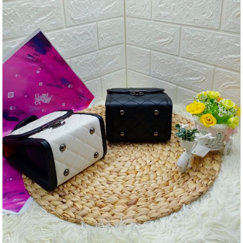 (sodara tas)Tas slempang hp kunci putar bordier ukuran 14x10x17cm