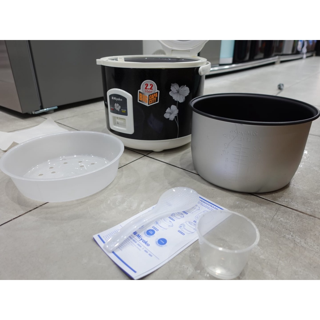 RICE COOKER MIYAKO MCM 838 / MAGIC COM MIYAKO JUMBO 2,2 Liter MAGIC COM PENANAK PEMASAK NASI