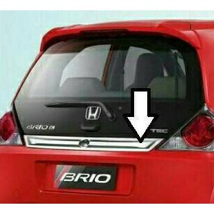 trunklid/list chrome bagasi belakang honda brio