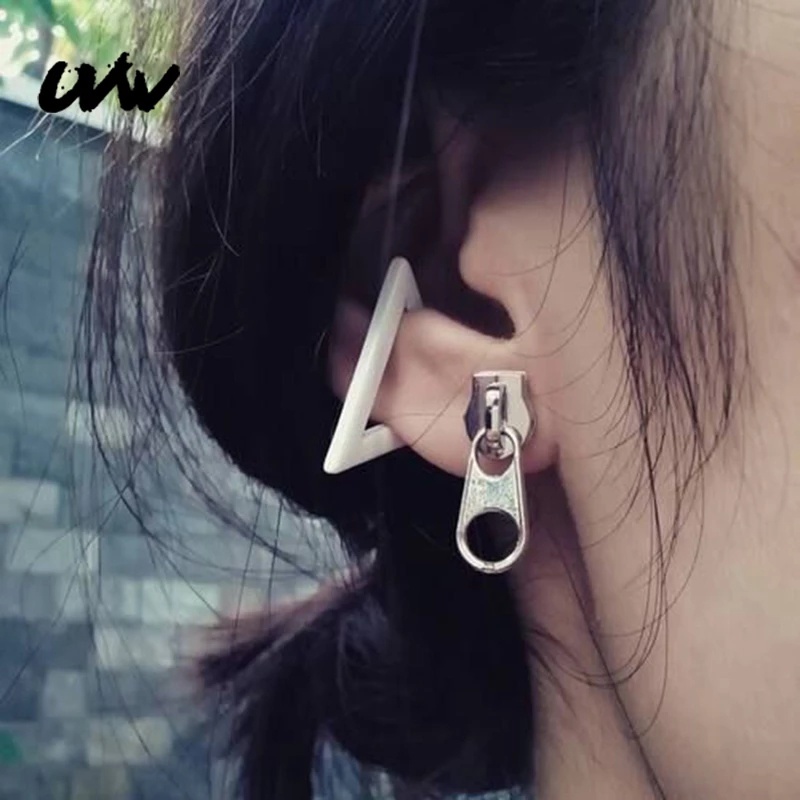 Anting Stud Bentuk Resleting Bahan Metal Alloy Gaya Vintage Punk Untuk Pria Dan Wanita