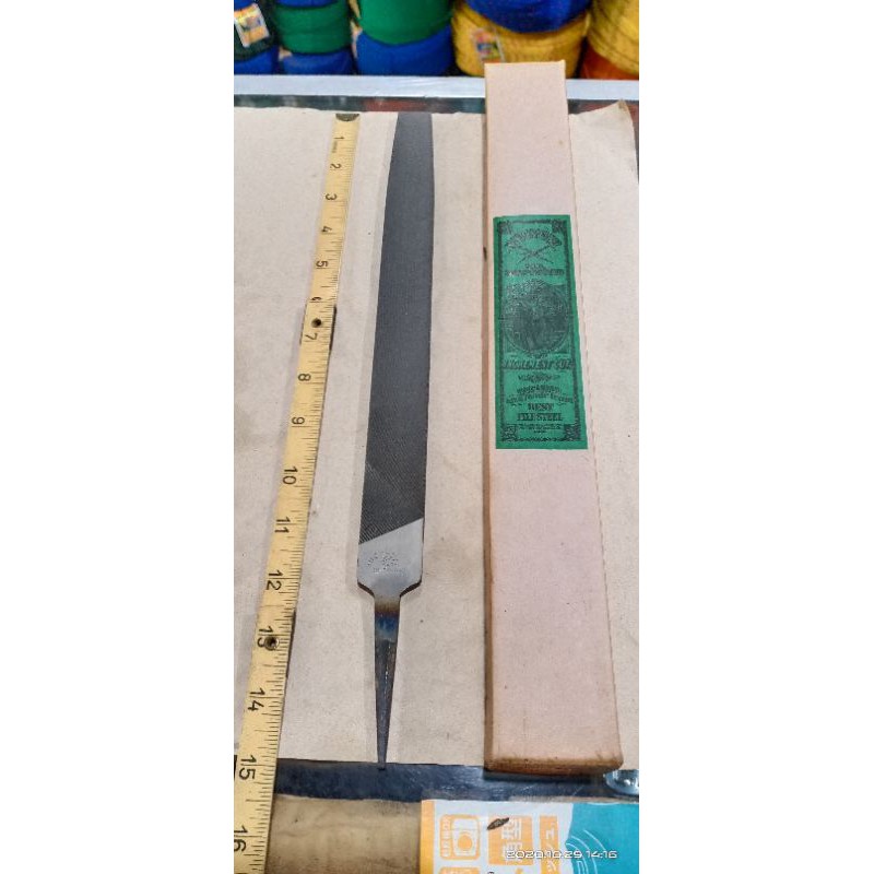 

Kikir Flat Smooth Merk Nicholson 12". Seri # 03830. Made in Canada.