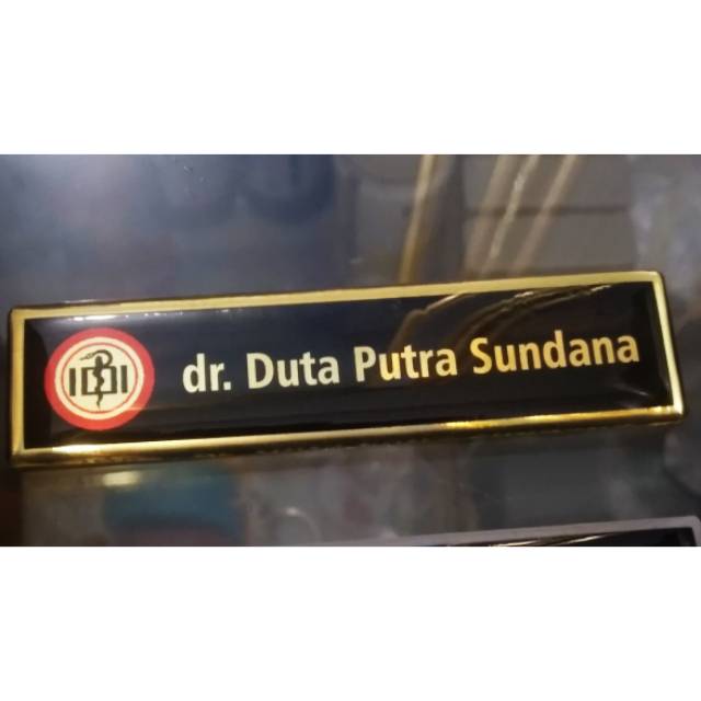 

Papan Nama KUningan Magnet
