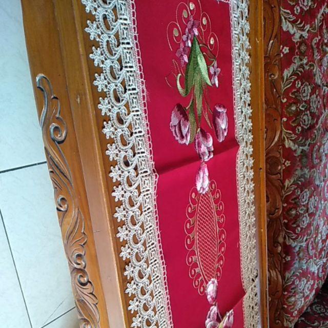 Taplak Meja Tamu Bordir Import Premium Bunga Sepatu Merah Oval 40x100cm