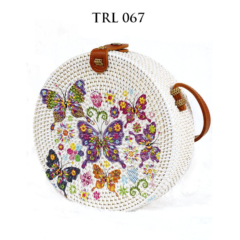 

The Ziel Tas Rotan Bali Bulat Diameter 20cm Lukis Decoupage Motif Kupu Kupu TRL067