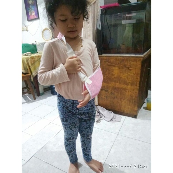 arm sling anak /gendongan tangan anak /penyangga tangan anak premium