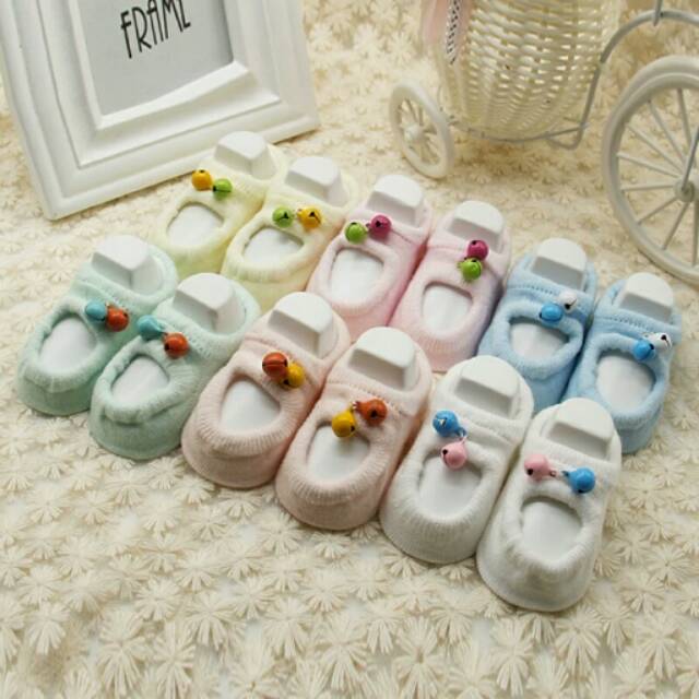Kaoskaki bayi/kaoskaki anak/kaoskaki bayi rattle/rattle/kaoskaki rattle/baby socks