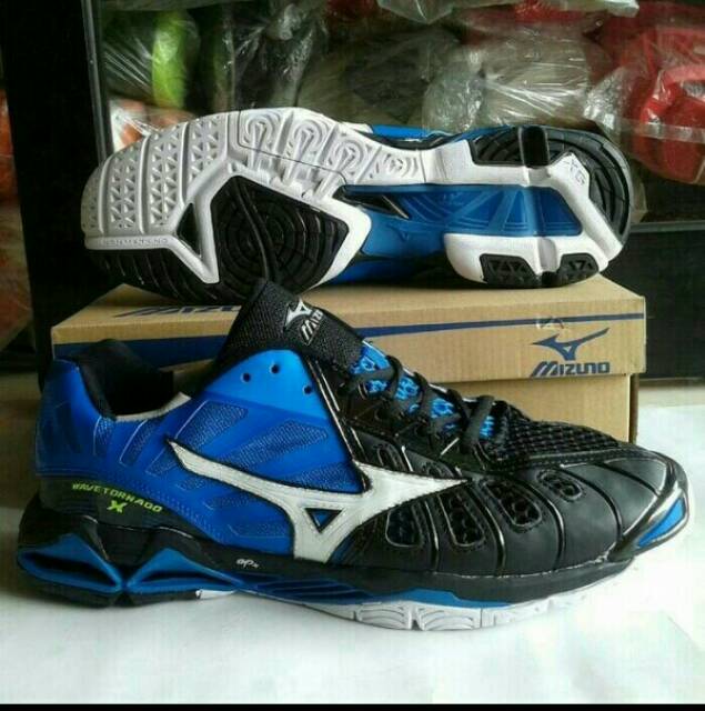 sepatu mizuno tornado 10