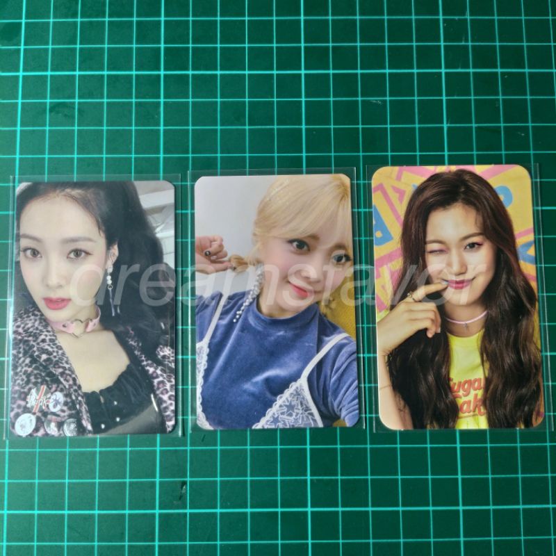 [BOOKED] 𓆩♡𓆪Ioi weki meki doyeon missme kiss kicks suyeon Lucy pc photocard official album wekimeki 