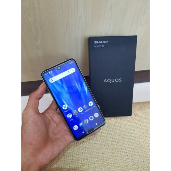 Sharp aquos r3 resmi