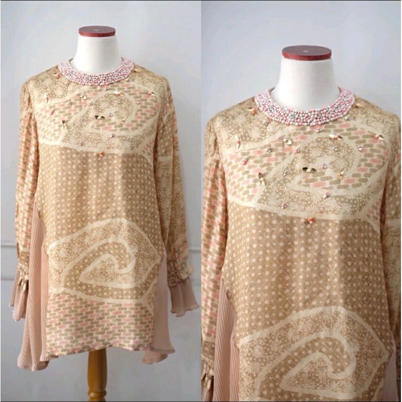 Lyla Pleats Blouse by Sarah the Label Kode 13