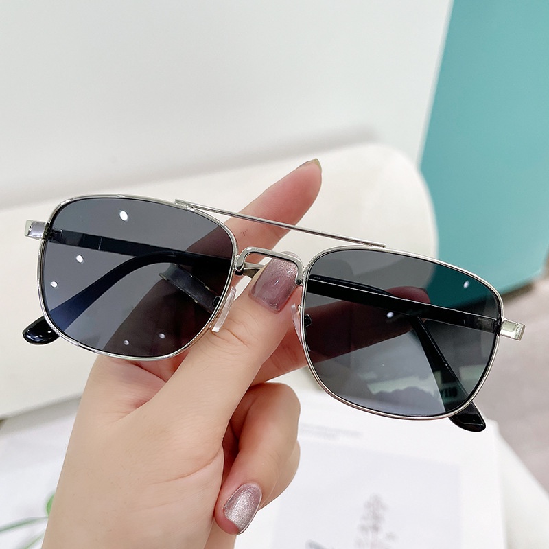 2022 Fashion Aesthetic Shades Sunglasses For Women/Men Metal Frame Eyeglasses Colour