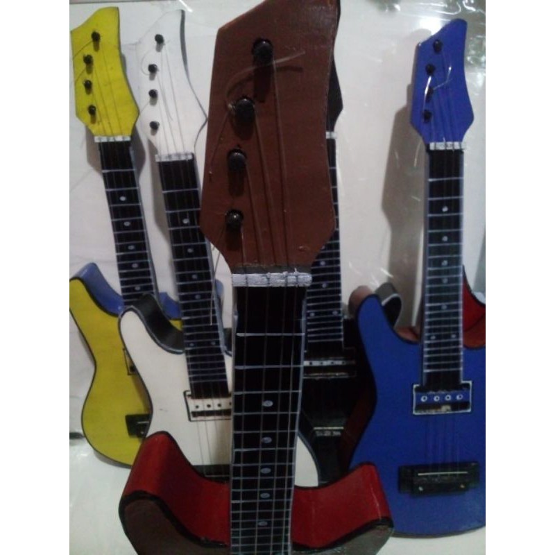 gitar kayu mainan anak