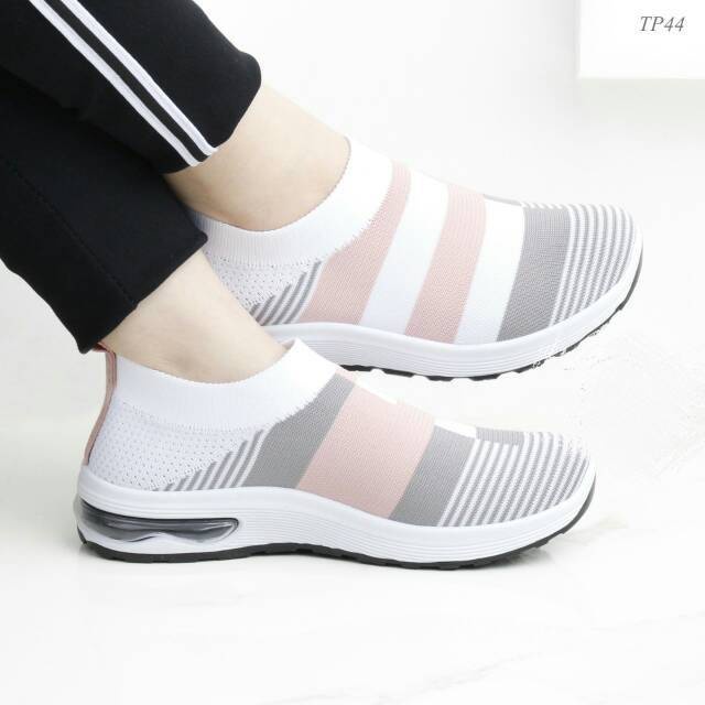 GSW Sepatu Sneakers wanita import FLYKNIT Fashion wanita ( TP44-1 ) With airboost outsole + insole tebal IMPORT