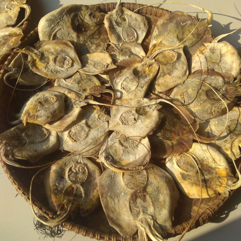 

ikan pari / ikan piring kering/ berat 1kg