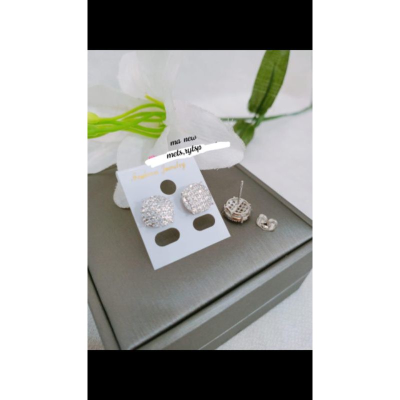 anting vier full mata, awet,tahan lama