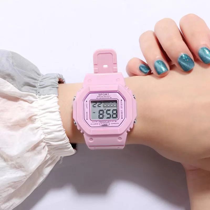 Jam Tangan Rubber / Jam Tangan Wanita Fashion Korea Style Digital Sport / Jam Tangan Strap Rubber Untuk Wanita / Jam Tangan Kekinian Bisa COD