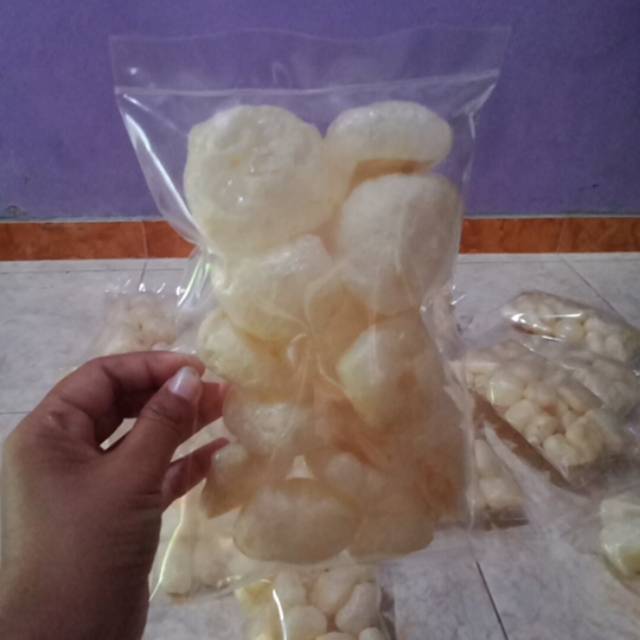 

Rambak kulit sapi Gurih dan MURAH 40GRAM