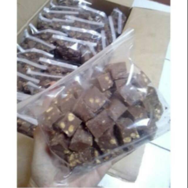 

COKLAT SILVERQUEEN POTONGAN & BLOK